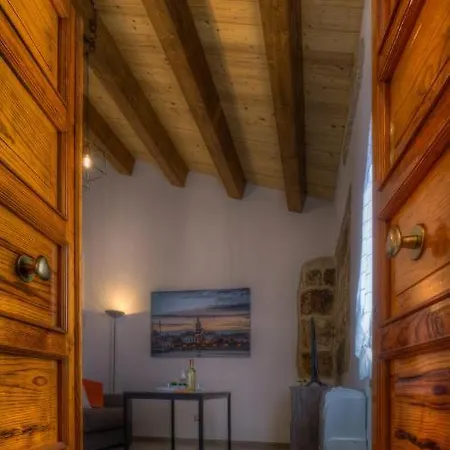 Casa De Antoni E Llucia Lejlighed